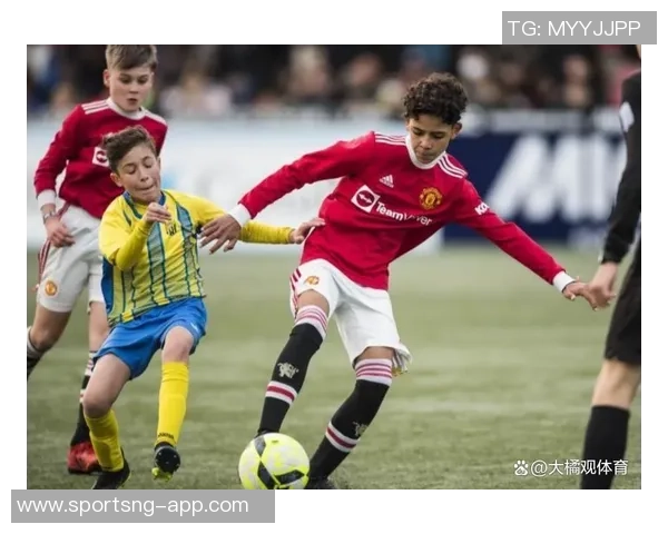 弗朗西斯科王入选葡萄牙U16大名单C罗儿子迷你罗同队引关注 弗朗西斯科王入选葡萄牙U16大名单C罗儿子迷你罗同队引关注